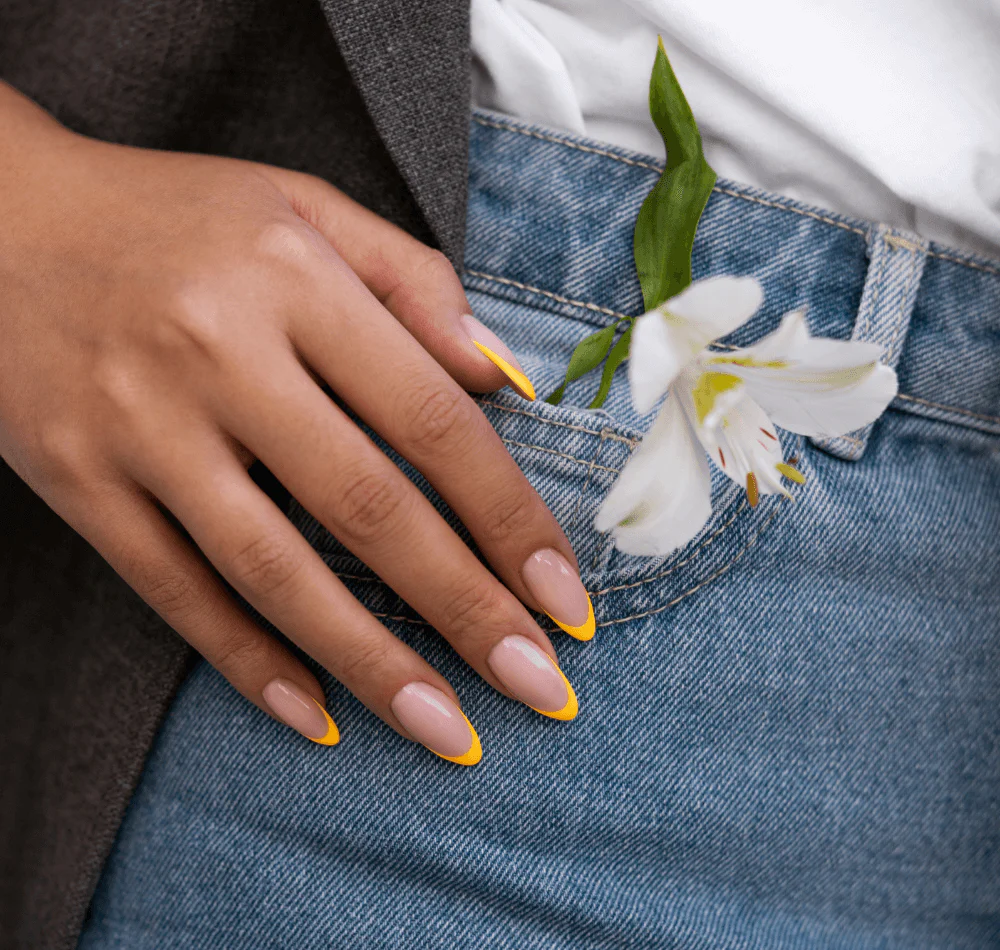 Nail service